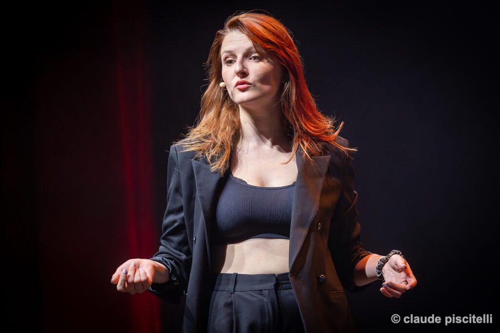 016_thais_chapito_claude_piscitelli_2025_04_26