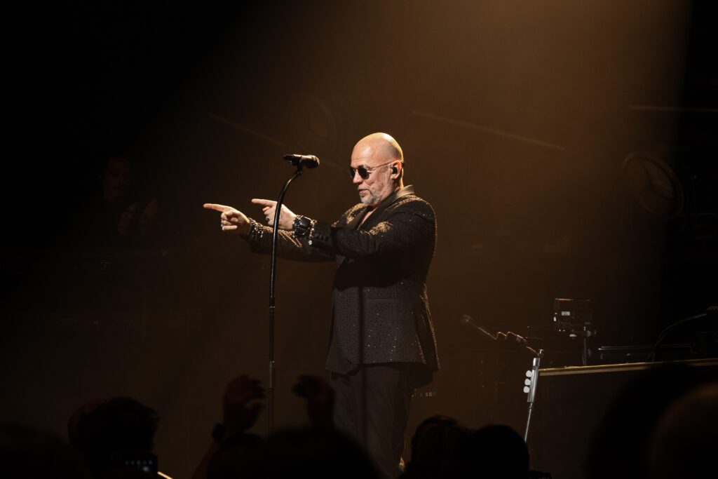 09_pascal_obispo_chapito_marine_weber_2025_02_22 - Copy