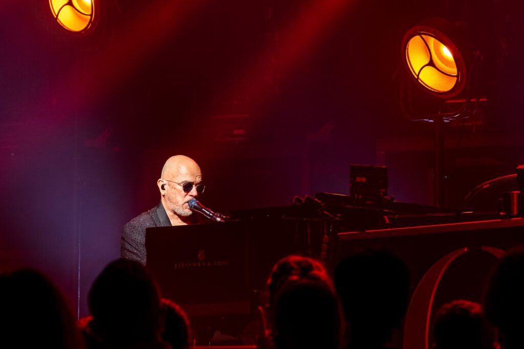 10_pascal_obispo_chapito_marine_weber_2025_02_22 - Copy