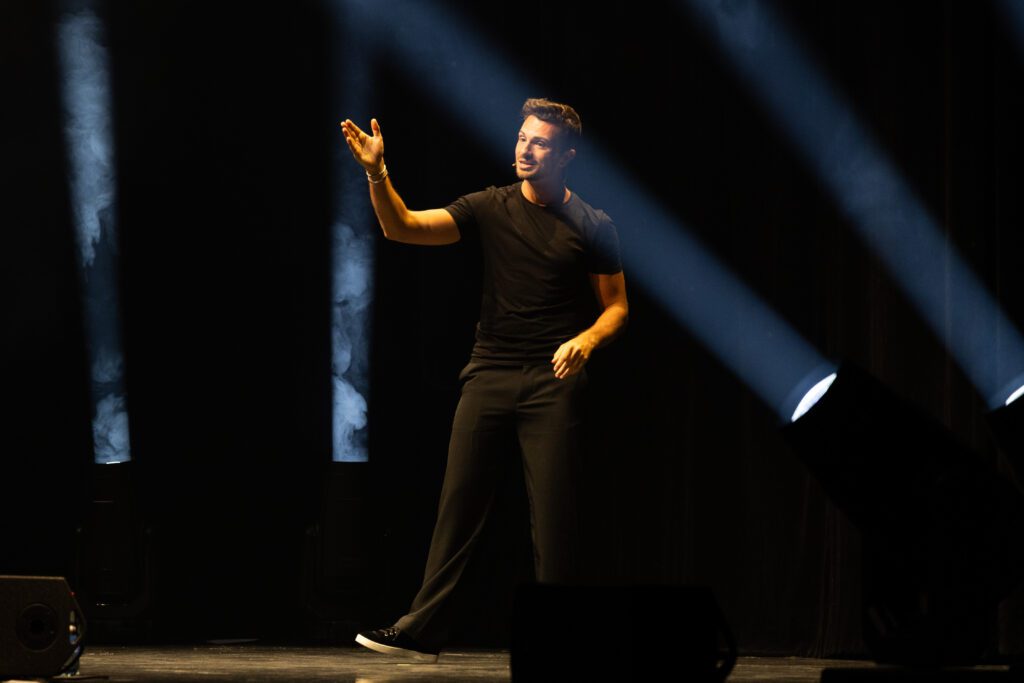 Image of David Voinson
