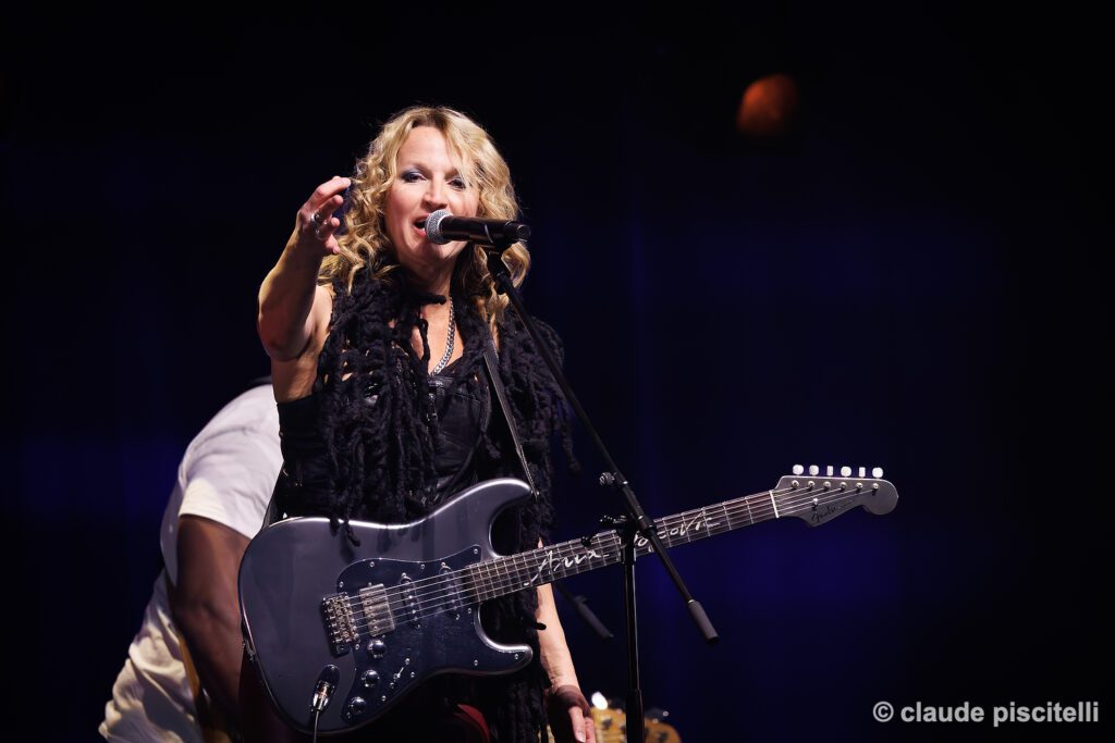 Bild, das darstellt Ana POPOVIC