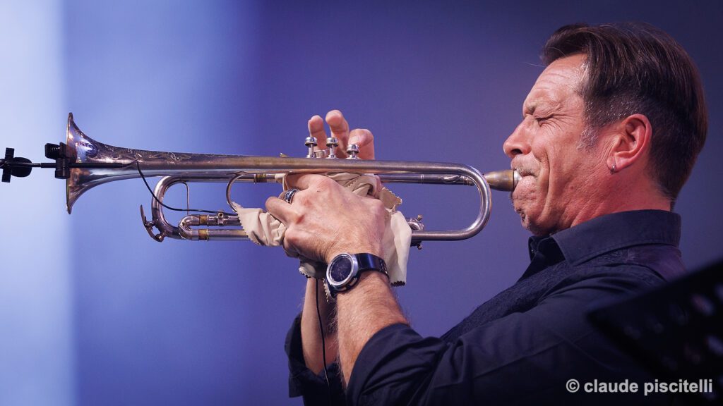 096_Ana_popovic_chapito_claude_piscitelli_2025_11_06 - Copy