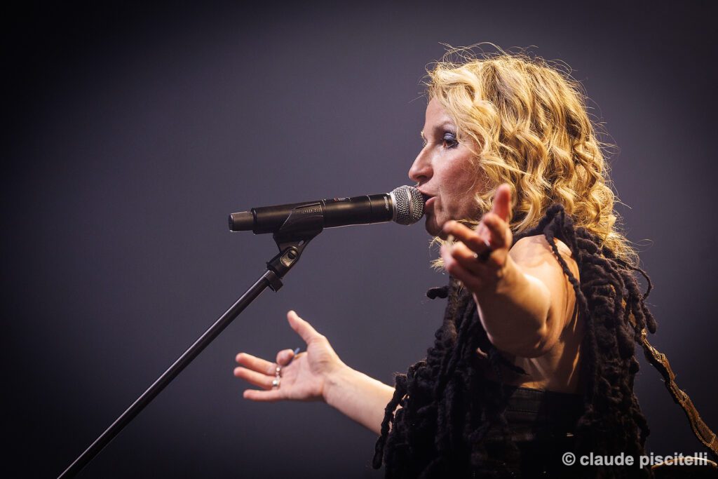 106_Ana_popovic_chapito_claude_piscitelli_2025_11_06 - Copy