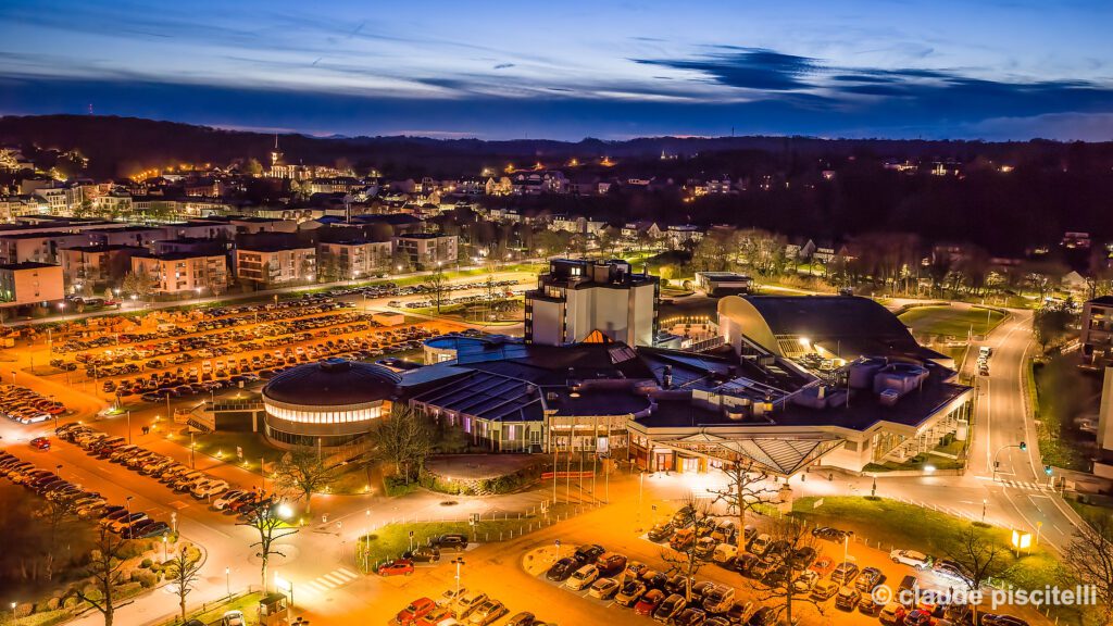 CASINO 2000 celebrates 43 years of excitement and entertainment