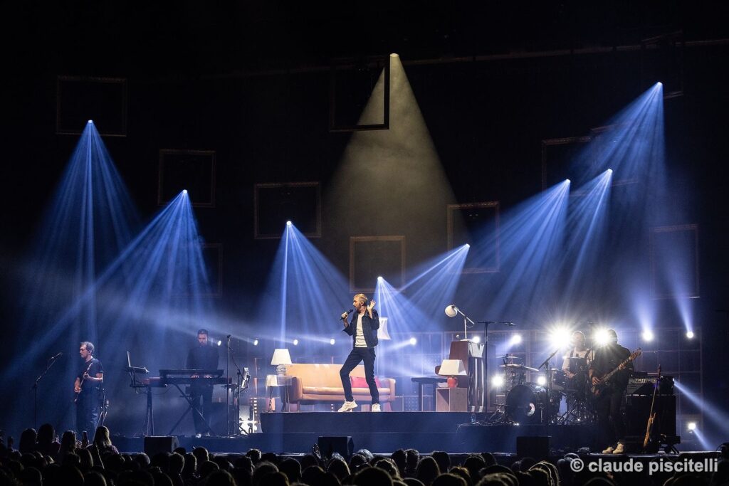 Image of Christophe Willem and Trois Cafés Gourmands in concert at the CASINO 2000 in 2027