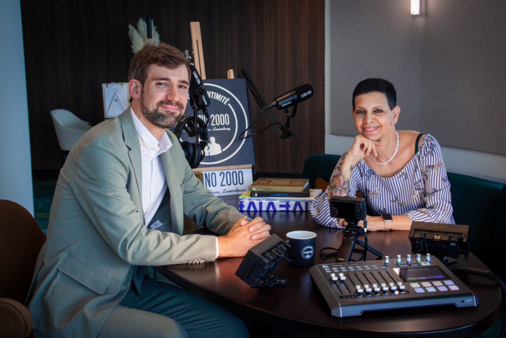 Bild, das darstellt Dominique Rizzi im Mittelpunkt des Podcasts „En toute intimité“ von CASINO 2000: Leidenschaft, Sommellerie und Weitergabe von Wissen